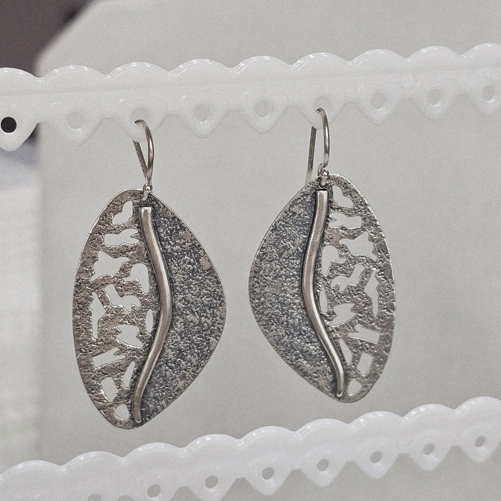 Silpada Silver Leaf Drop Earrings 925 Silver - Picture 3 of 13